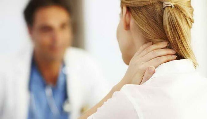 A call to a doctor in case of suspicion of osteochondrosis